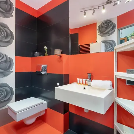 Apartament Przyszlosci, 2 Sypialnie W Krakowie By Renters Apartment Krakow